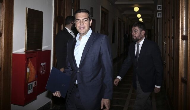 Το άνοιγμα στο ΠΑΣΟΚ, το κέντρο και η στρατηγική Τσίπρα