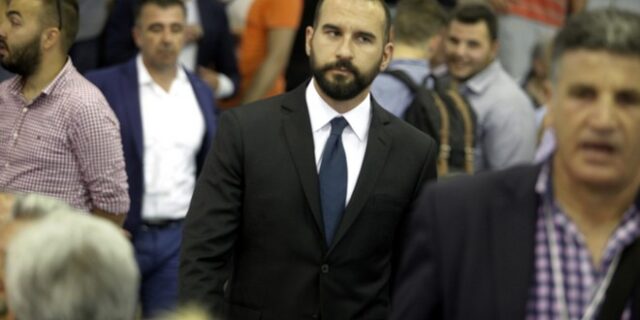 Τζανακόπουλος προς ΔΗΣΥ: ‘Μπλερ ή Κόρμπιν;’