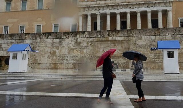 Πρόσκαιρη επιδείνωση καιρού: Πού θα βρέξει