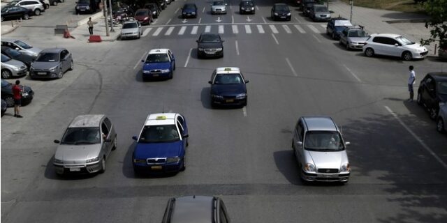 Ανασφάλιστα οχήματα: Αλαλούμ με τα ειδοποιητήρια
