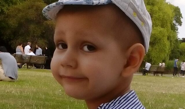 Ο μικρός Βαγγέλης χρειάζεται τη βοήθειά μας να νικήσει τη μάχη με τον καρκίνο