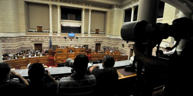 Τέλος στην απευθείας τιμολόγηση στα ΜΜΕ