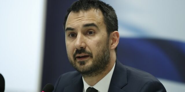 Χαρίτσης: Μνημονιακές διατάξεις – Εξυπηρετούν ξεκάθαρα μεγάλα εργοδοτικά συμφέροντα