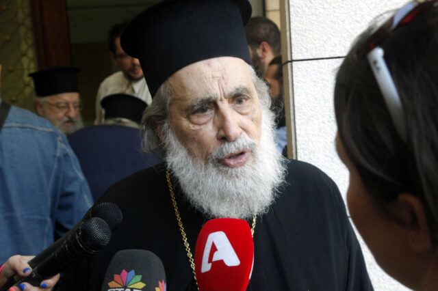 Σε λαϊκό προσκύνημα ο μητροπολίτης Φιλίππων που πνίγηκε