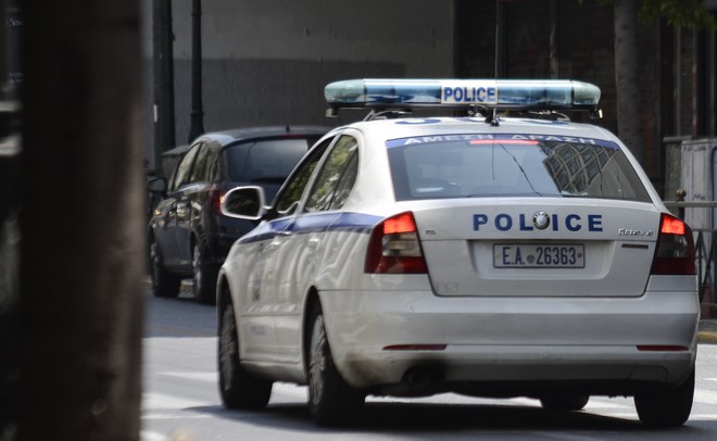 Συλλήψεις σε Κέρκυρα και Ζάκυνθο για παράνομη πώληση αερίου γέλιου