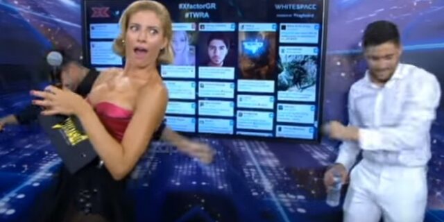 X-Factor: Έπαιζαν μπουγέλο και έλουσαν την Ευαγγελία Αραβανή