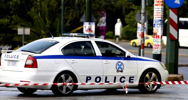 Αποπειράθηκαν να τον ληστέψουν, τον χτύπησαν και τον πυροβόλησαν στο πόδι