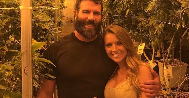 Το είδαμε κι αυτό. O Dan Bilzerian δεν είναι πια εργένης