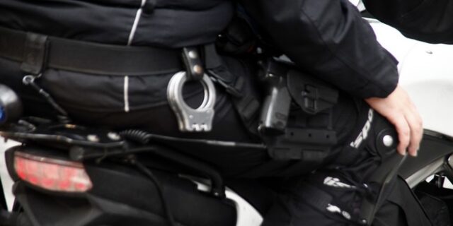 Συνελήφθη 18χρονος, που είχε κάνει 20 διαρρήξεις στα Άνω Λιόσια