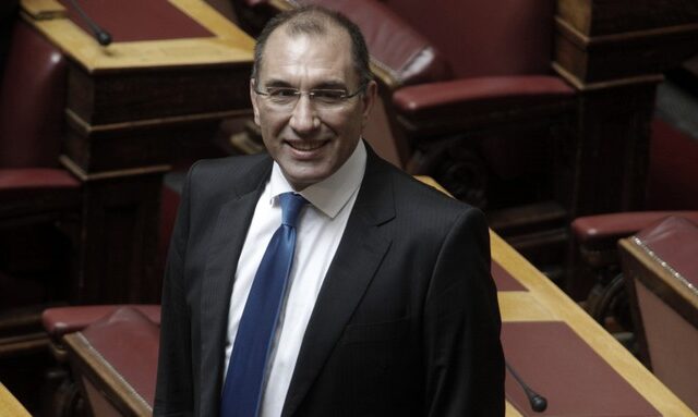 Αντάρτικο βουλευτών του ΣΥΡΙΖΑ στην εκλογή Δ. Καμμένου στη θέση αντιπροέδρου της Βουλής