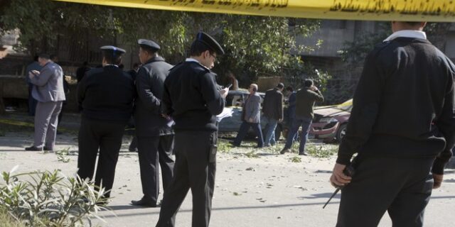 Άνδρες της αστυνομίας σκότωσαν έξι «συμπαθούντες» του ΙΚ