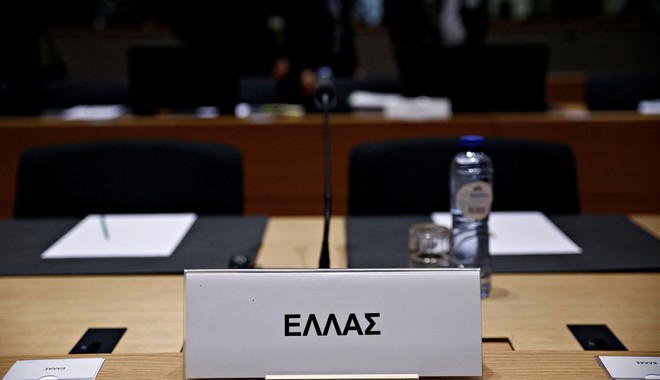 Η Ελλάδα στις αγορές. Οι πρώτες αναλύσεις των ξένων ΜΜΕ
