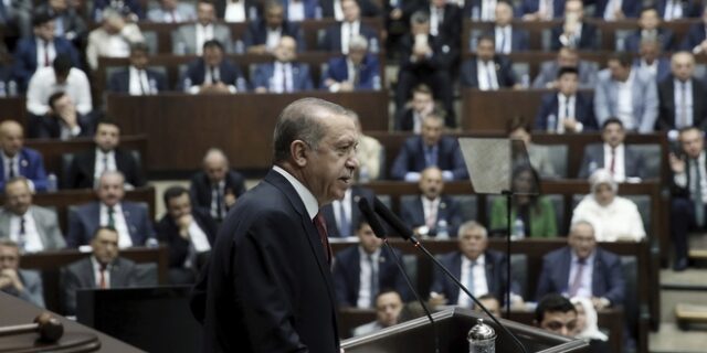 Το 80% των Γερμανών θεωρεί ότι η Τουρκία δεν είναι Δημοκρατία
