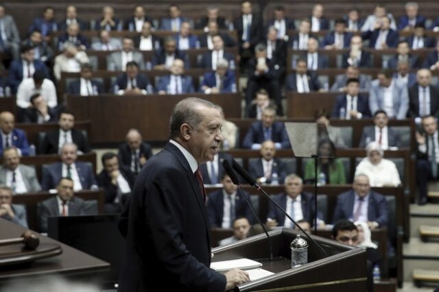 Το 80% των Γερμανών θεωρεί ότι η Τουρκία δεν είναι Δημοκρατία