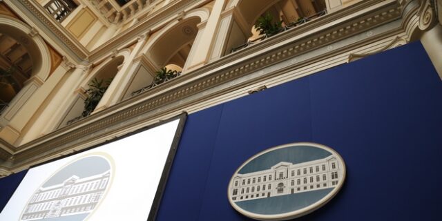Εθνική Τράπεζα: Η ιδιωτική απασχόληση αυξήθηκε κατά 150.000 θέσεις την τελευταία τριετία