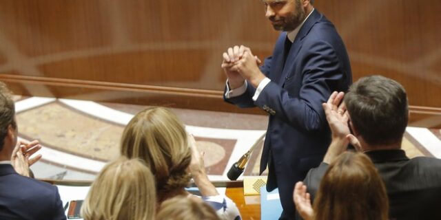 Ψήφος εμπιστοσύνης στην κυβέρνηση Φιλίπ