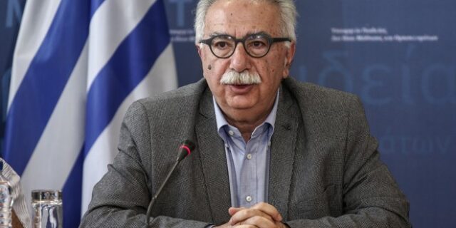Γαβρόγλου: Οι δήμοι οφείλουν να συμβάλλουν στη στέγαση των εκπαιδευτικών
