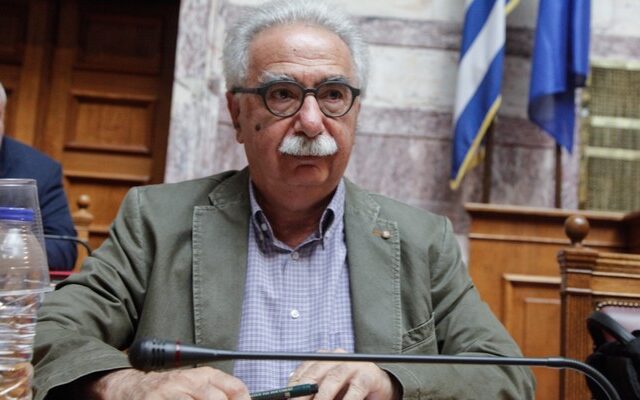 Υπ. Παιδείας: Κανονικά και δωρεάν η διανομή συγγραμμάτων