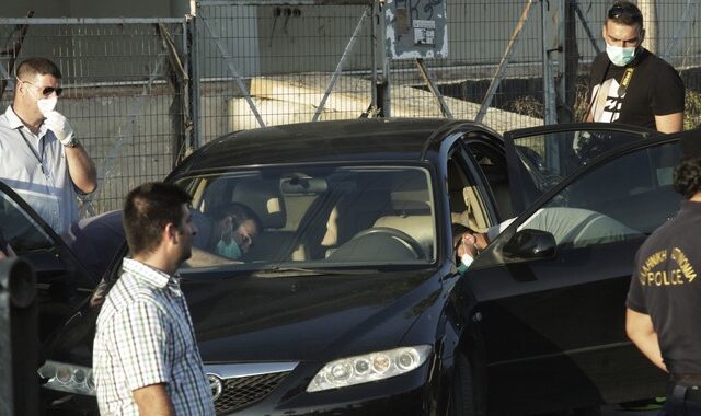 Δολοφονία στον Γέρακα: Βρήκαν τον νεκρό τρεις ώρες μετά. Δεν βοηθούν ούτε οι κάμερες της κρεαταγοράς