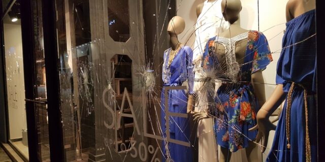 Νύχτα οργής για την Ηριάννα. Γυαλιά καρφιά η Ερμού