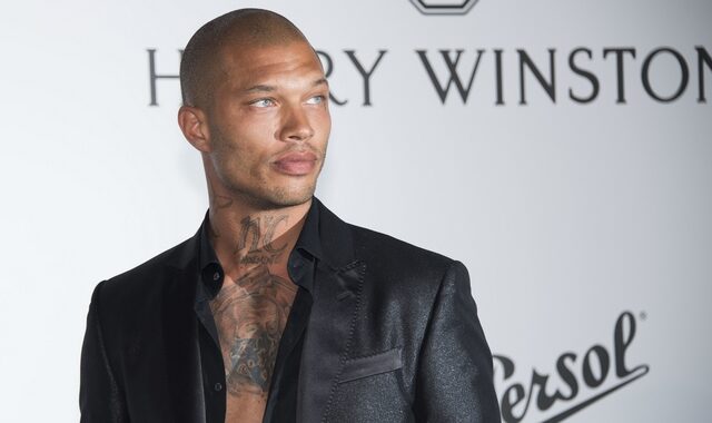 Jeremy Meeks: Ο σέξι κατάδικος άφησε τη γυναίκα του κι έφυγε με εκατομμυριούχο στο Αιγαίο
