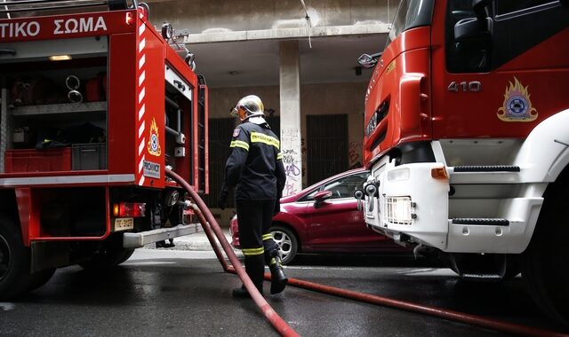 Θρίλερ με τη φωτιά στην Πετρούπολη. Ο πατέρας αντιμετώπιζε ψυχολογικά προβλήματα