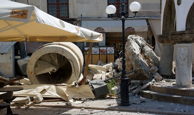 Κως: Στα 6,6 Ρίχτερ αναθεωρήθηκε ο σεισμός. Δύο νεκροί και δεκάδες τραυματίες