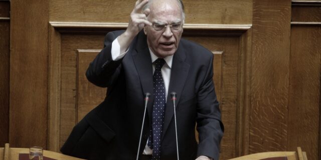 Β. Λεβέντης: ‘Συμφωνία ντροπής το κλείσιμο της αξιολόγησης’