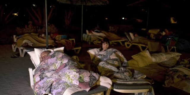 ‘Παιχνίδια’ με τον Χάρο: Επέζησαν της βόμβας στο Μάντσεστερ και του σεισμού στην Κω
