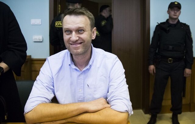Ρωσία: Αποφυλακίστηκε ο ηγέτης της εξωκοινοβουλευτικής αντιπολίτευσης Αλεξέι Ναβάλνι