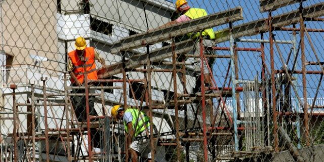 388 ευρώ μισθός για δουλειά ‘λάστιχο’ τον Οκτώβριο του 2016