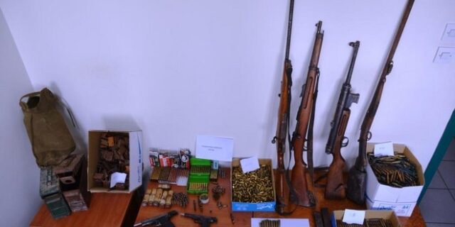 Σέρρες: Έκρυβε ολόκληρο οπλοστάσιο στο σπίτι του