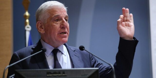 Στον Εισαγγελέα ο Γιάννος Παπαντωνίου