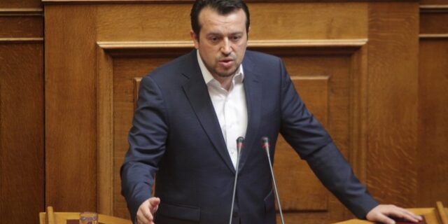Παππάς: Tη μέρα που βγήκαμε στις αγορές ο ΣΚΑΙ μιλάει για επίδομα σφραγίδας