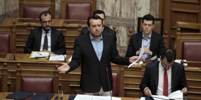 Αυστηρό μήνυμα Παππά στα κανάλια για προστασία των θέσεων εργασίας