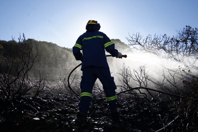 Σε ύφεση οι πυρκαγιές. Πάνω από 30 μέτωπα σε ένα 24ωρο