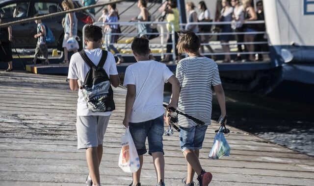 Ανεστάλησαν οι κινητοποιήσεις στο λιμάνι της Ραφήνας