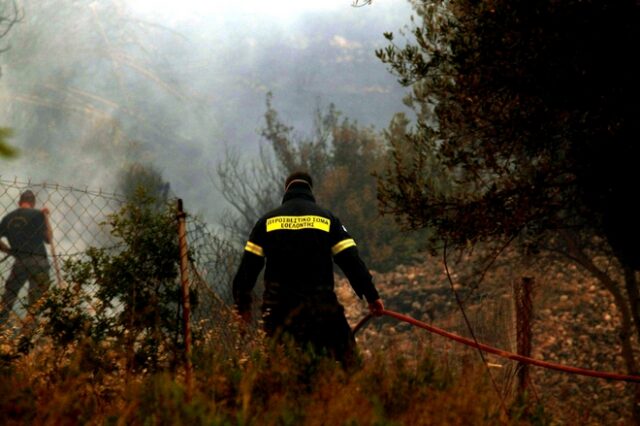 Πυρκαγιά σε χωματερή κοντά στο Βαθύ της Σάμου