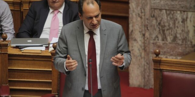 Ψηφίστηκε, εν μέσω αντιπαραθέσεων, το πέρασμα του ΟΑΣΘ στο Δημόσιο