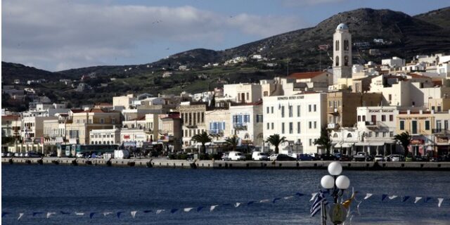 Ξυλοκόπησε υπάλληλο της ΔΕΔΔΗΕ που πήγε να του κόψει το ρεύμα