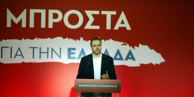 Θεοχαρόπουλος: ‘Ανασυγκρότηση δεν γίνεται συγκλίνοντας με ΣΥΡΙΖΑ ή ΝΔ’