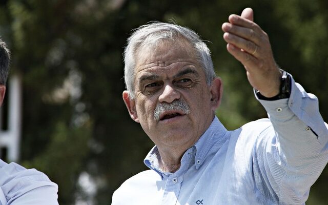 Κομματικούς μηχανισμούς στην πυροσβεστική καταγγέλλει ο Ν. Τόσκας