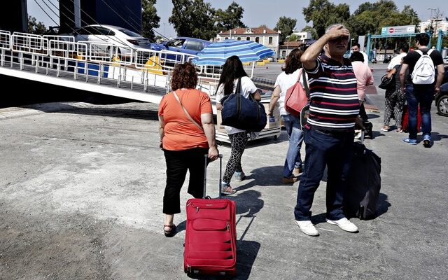 Βροχή τα πρόστιμα για παραβάσεις της εργατικής νομοθεσίας στις τουριστικές περιοχές