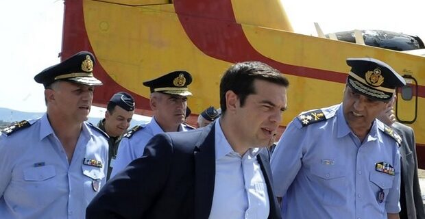 Πλήρη κινητοποίηση για τις πυρκαγιές ζητά ο πρωθυπουργός