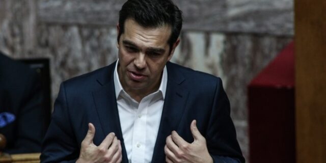 Δύο ανατροπές και μία επέμβαση