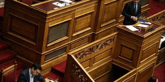 Το πολιτικό ντέρμπι των ‘αιωνίων’