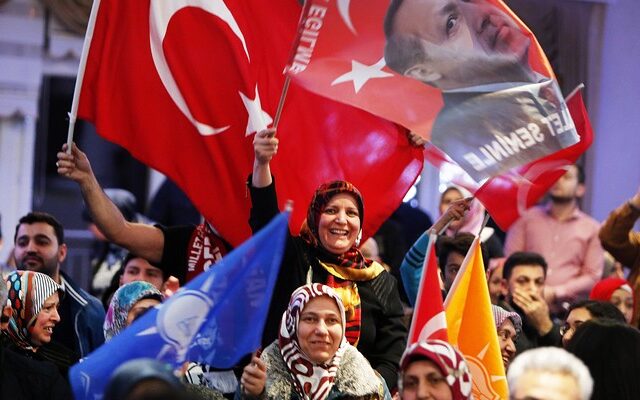 Την έκδοση ταξιδιωτικής οδηγίας για την Τουρκία εξετάζει το Βερολίνο