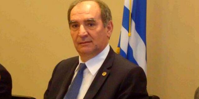 Καρατομήθηκε ο Πρύτανης του ΔΠΘ Αθανάσιος Καραμπίνης