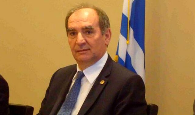 Καρατομήθηκε ο Πρύτανης του ΔΠΘ Αθανάσιος Καραμπίνης