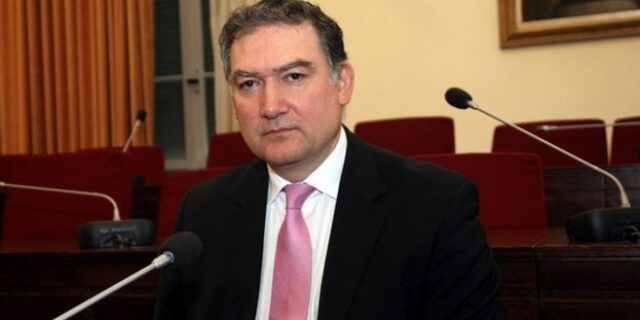 Ο Καραμανλής ‘μάρτυρας υπεράσπισης’ του Γεωργίου της ΕΛΣΤΑΤ